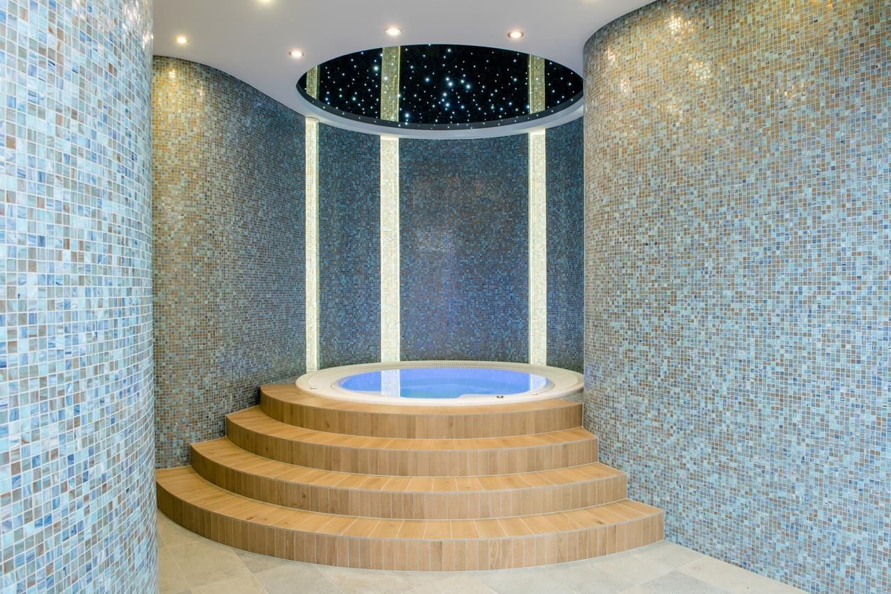 Kozmin Hotel Kosma מראה חיצוני תמונה