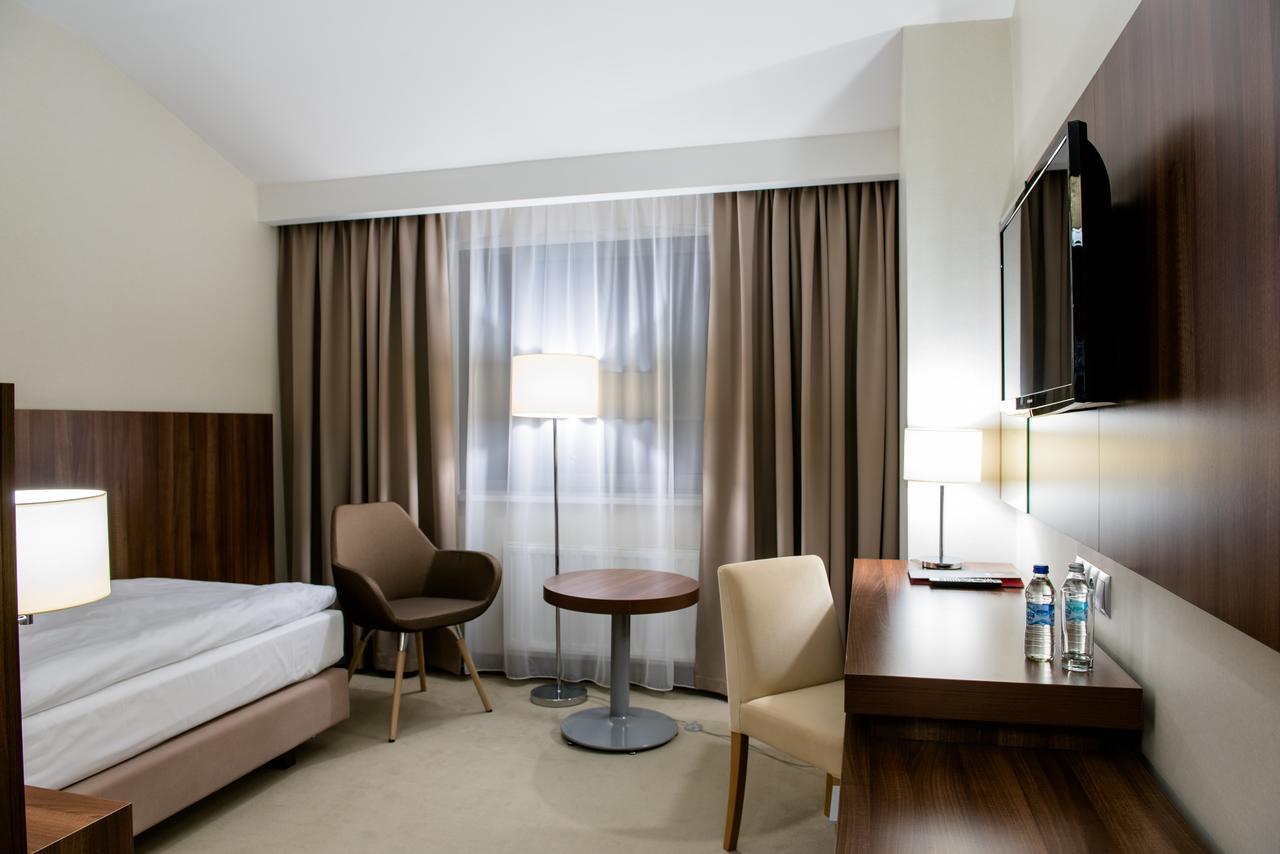 Kozmin Hotel Kosma מראה חיצוני תמונה