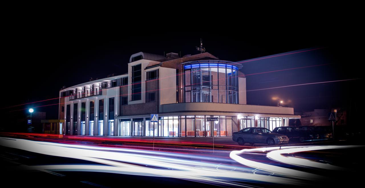 Kozmin Hotel Kosma מראה חיצוני תמונה