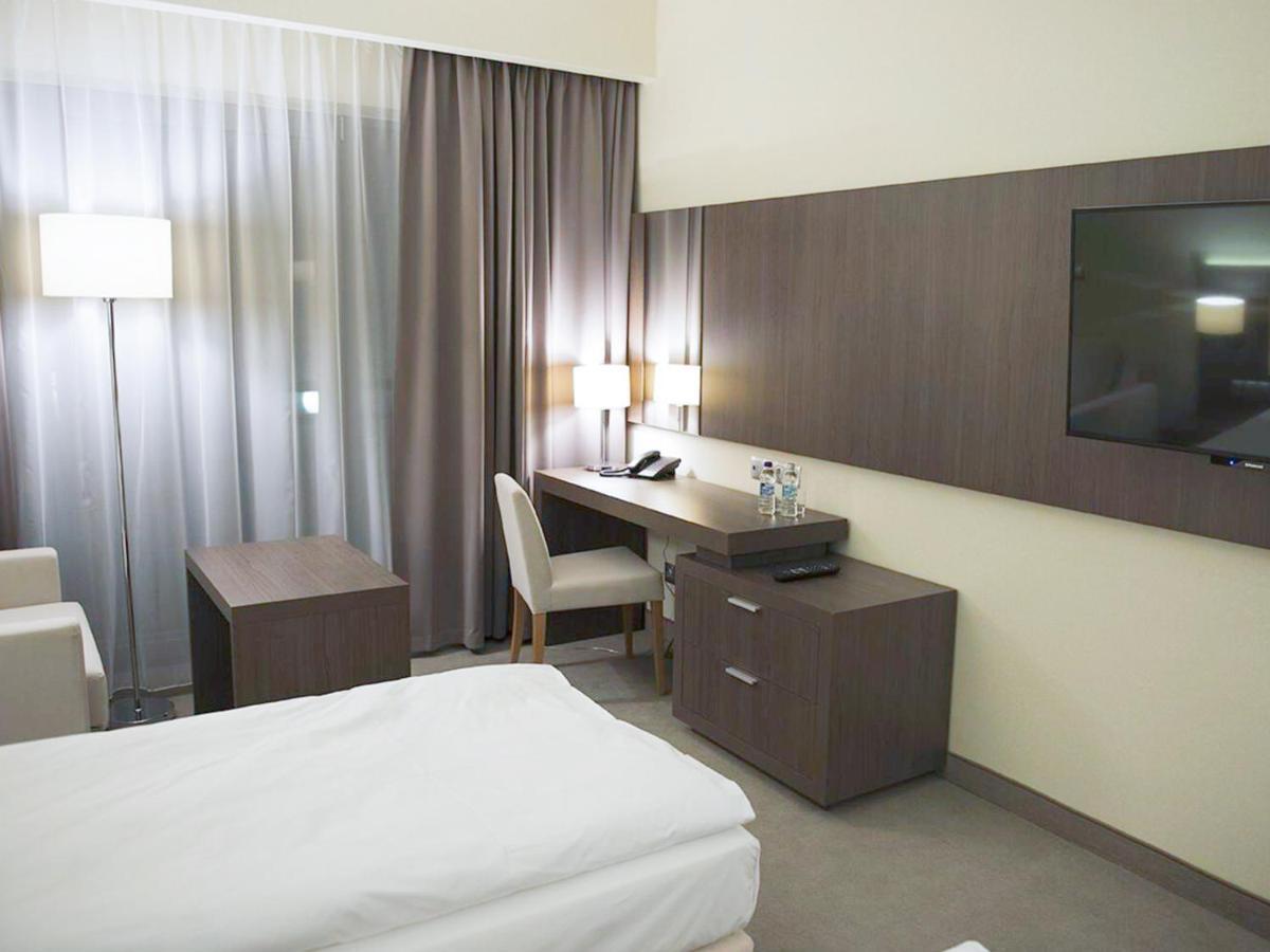 Kozmin Hotel Kosma מראה חיצוני תמונה