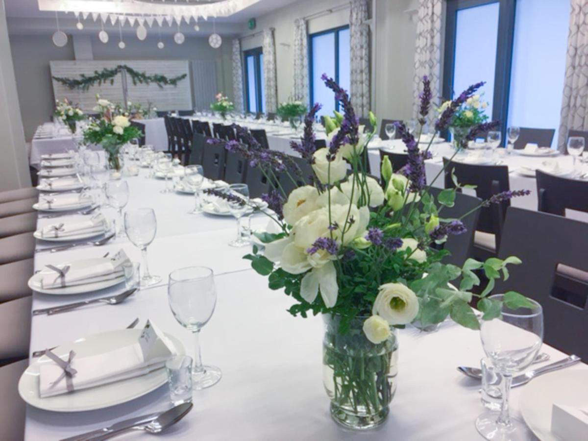 Kozmin Hotel Kosma מראה חיצוני תמונה