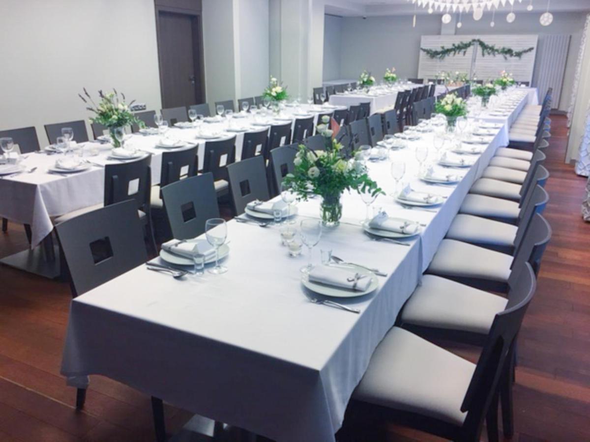 Kozmin Hotel Kosma מראה חיצוני תמונה
